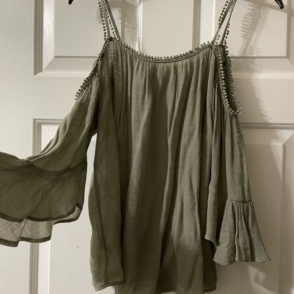 Flowing summer top
